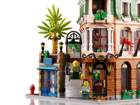 LEGO® Icons 10297 Boutique-Hotel