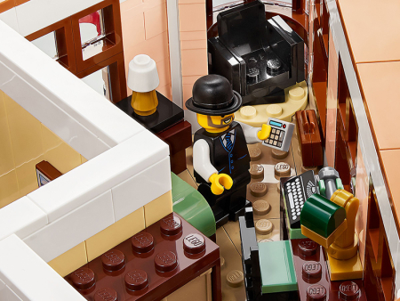 LEGO® Icons 10297 Boutique-Hotel