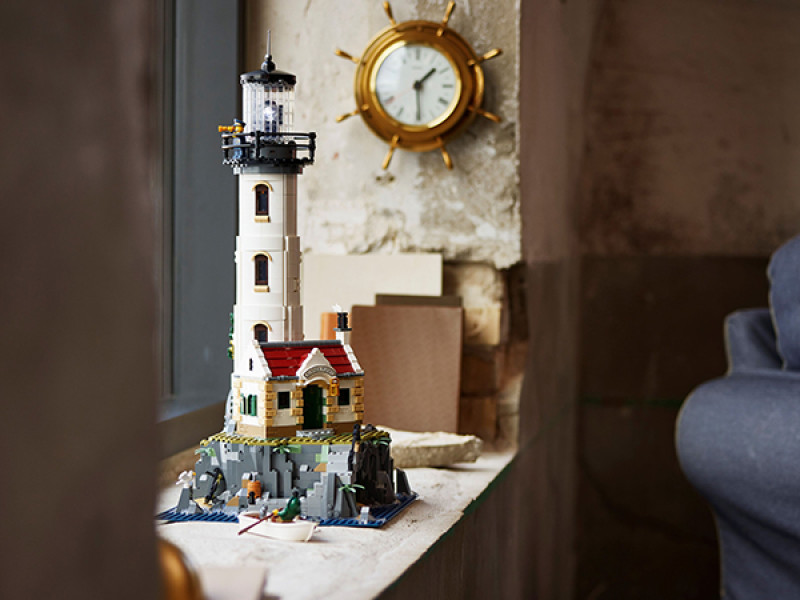 LEGO® Ideas 21335 Motorisierter Leuchtturm